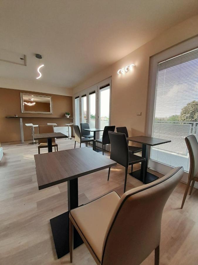 Prealpina Hotel Bagnolo Piemonte Exteriör bild