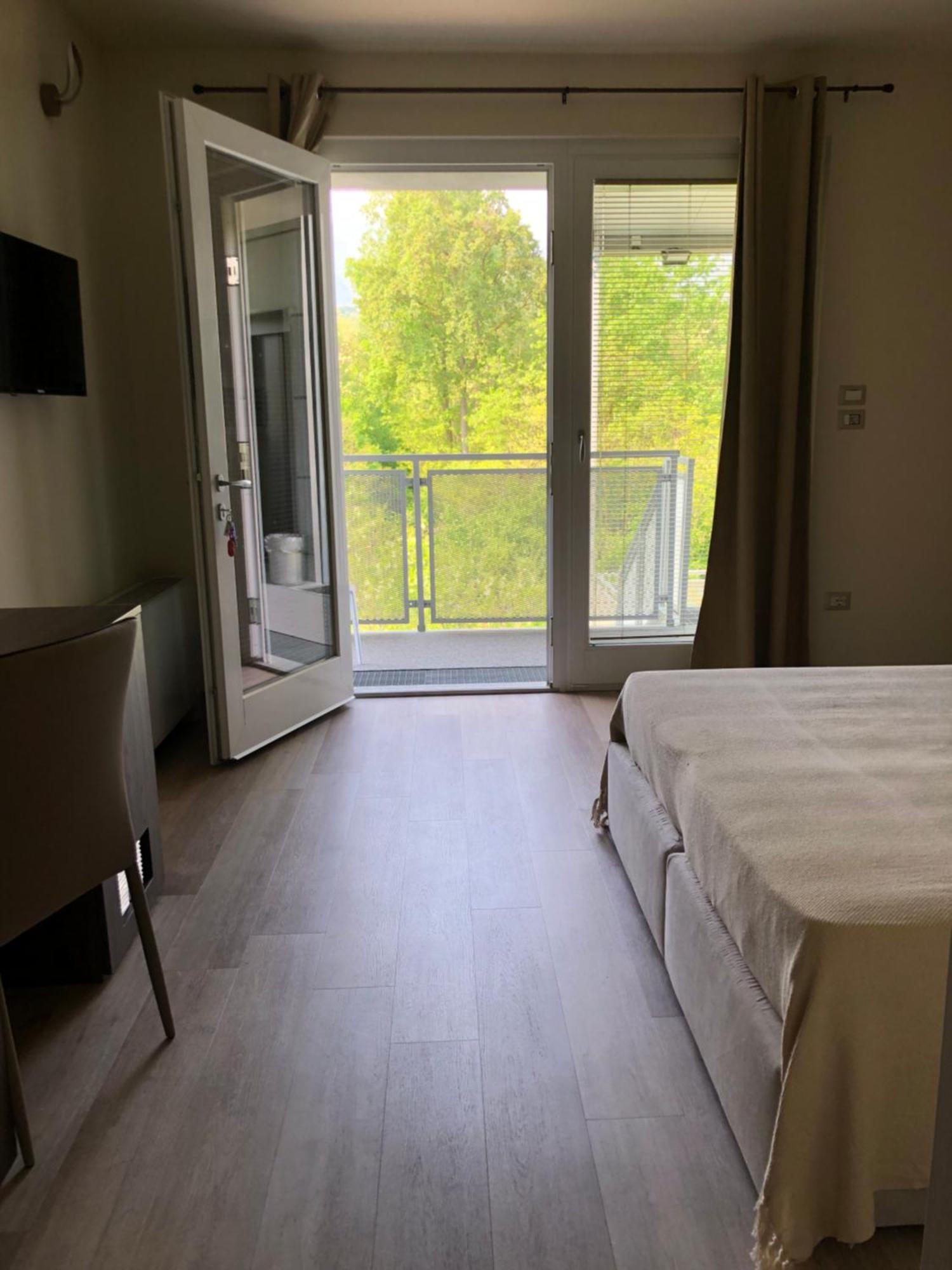 Prealpina Hotel Bagnolo Piemonte Exteriör bild